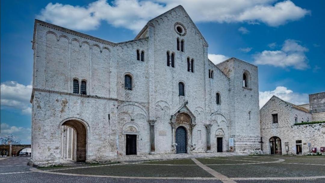 Casa Fronte Del Porto Apartment Bari Bagian luar foto